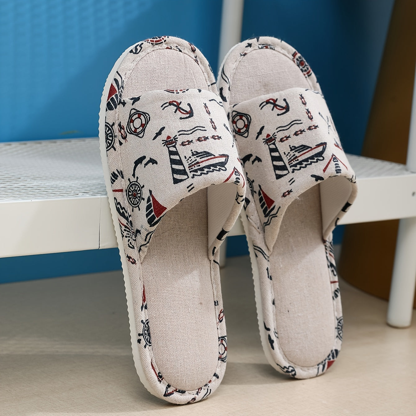 Modern Comfort Slide Slippers for Fresh Wardrobe Looks with Floral Print