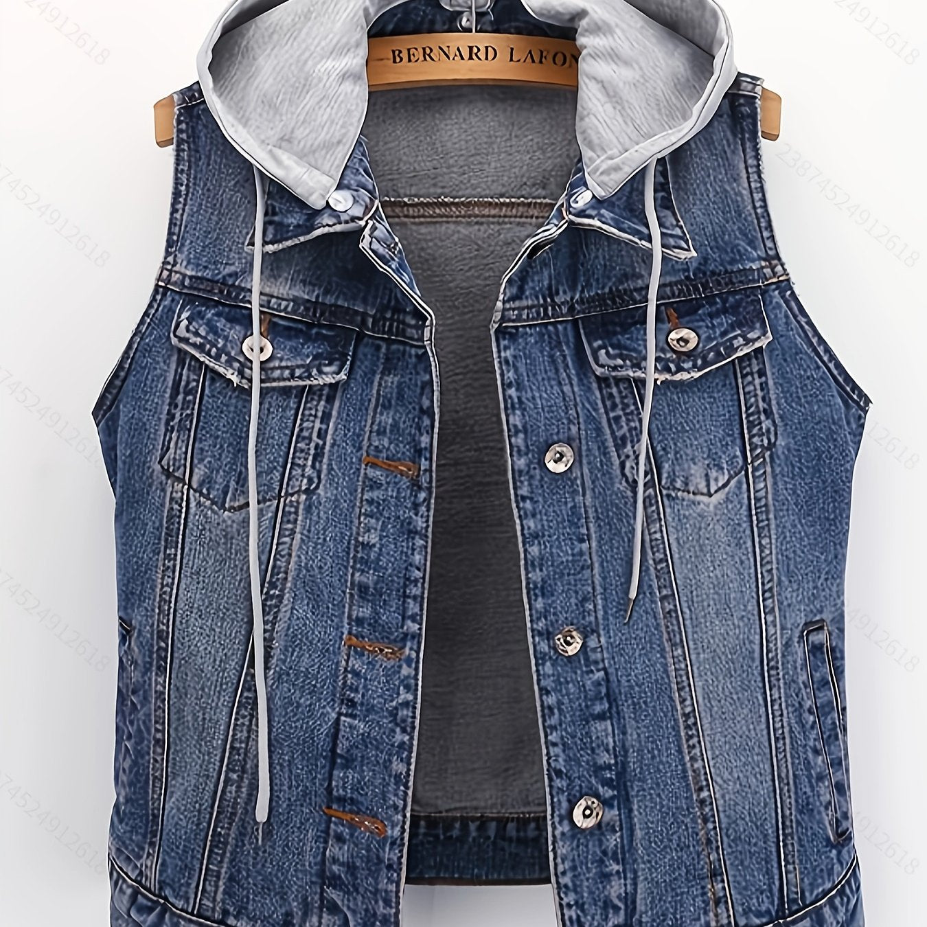Hooded Jacket with a Refined Everyday Fit with Sleeveless Cut