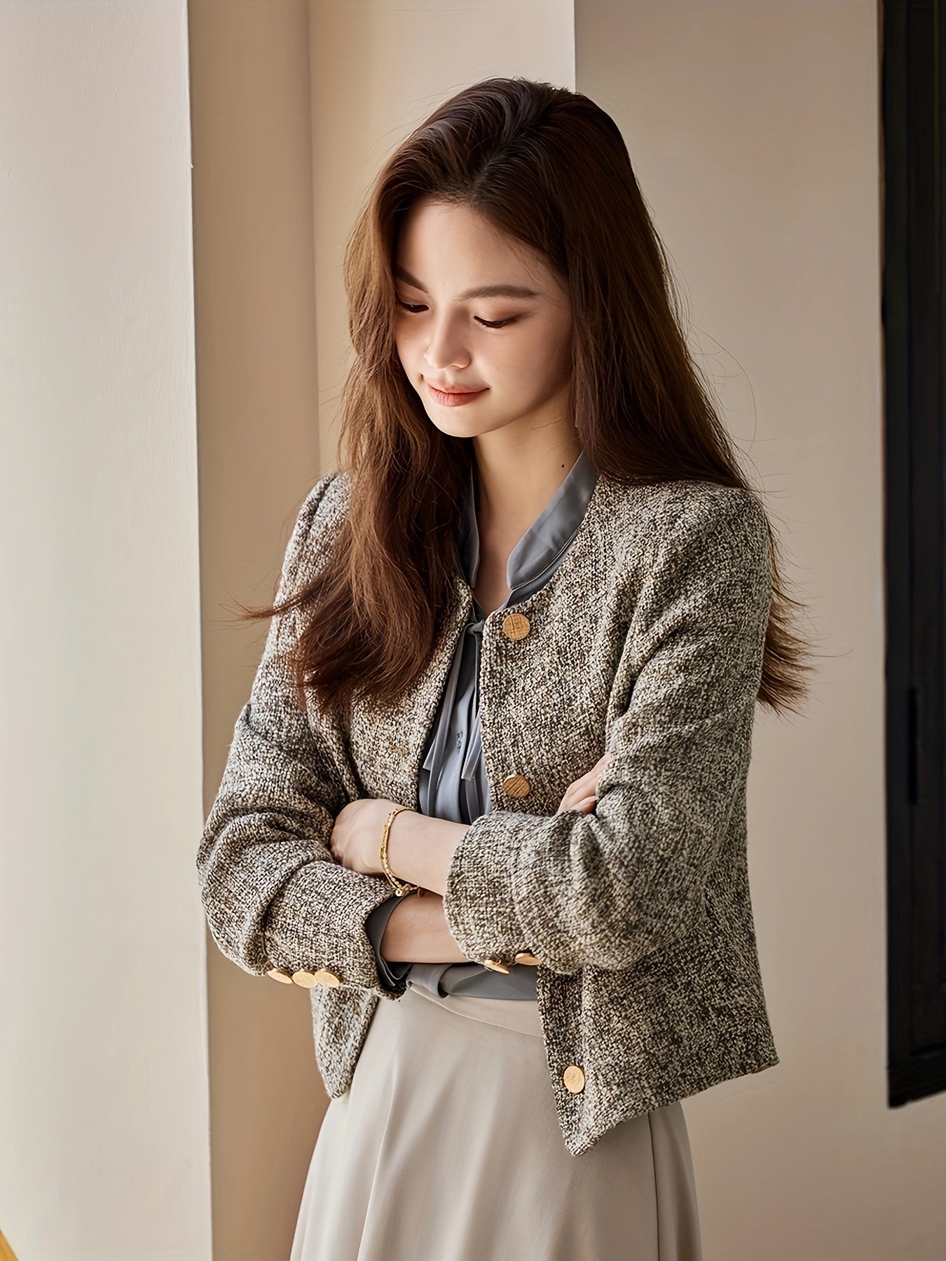 Modern Tailored Blazer for Fresh Wardrobe Looks with Long Sleeves