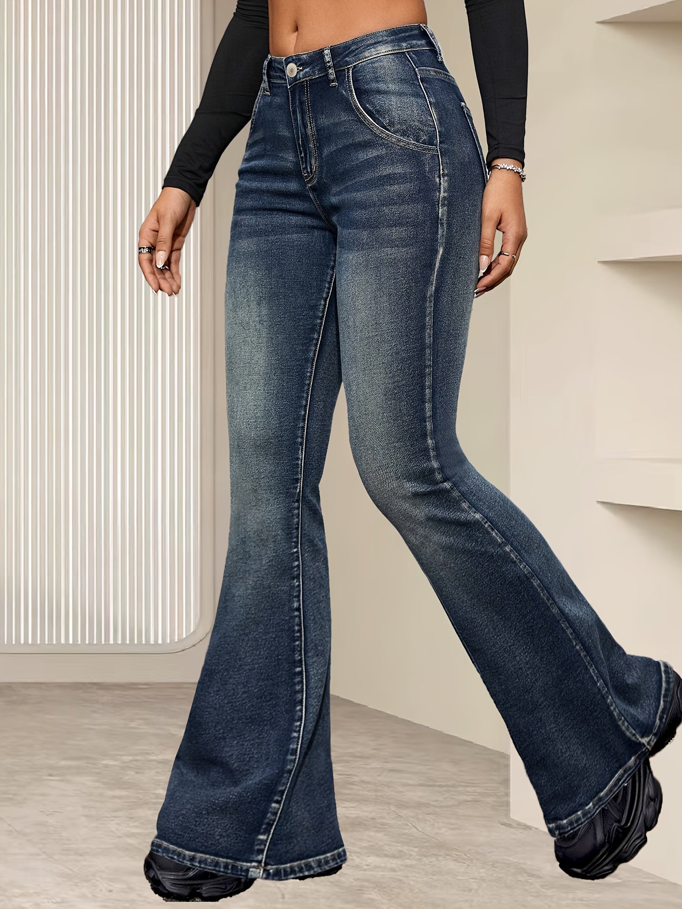 Flare Jeans for Polished Boutique Outfits with Denim Look