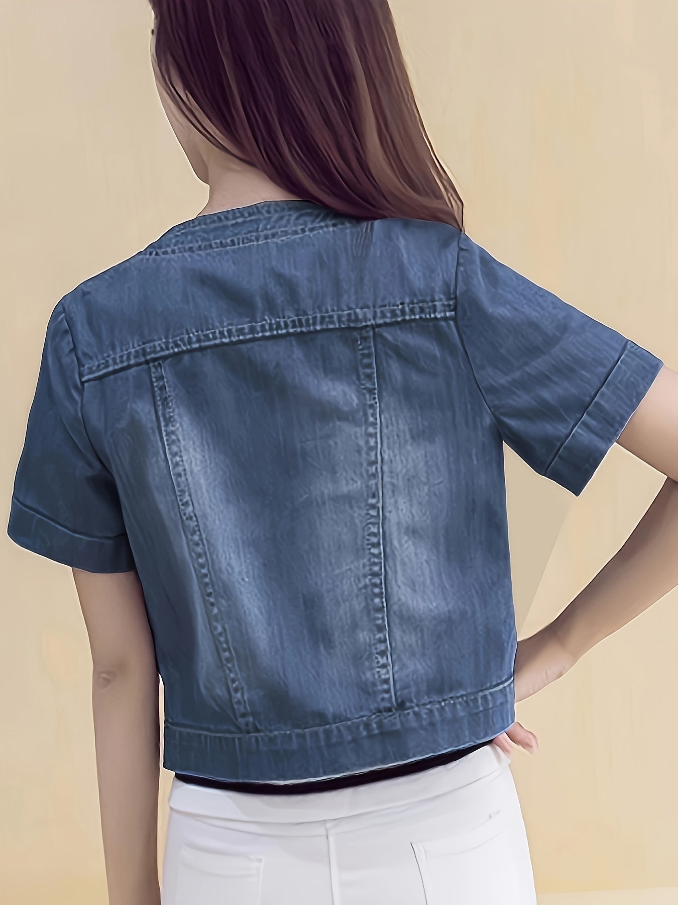 Cropped Denim Jacket with a Refined Everyday Fit with Denim Look