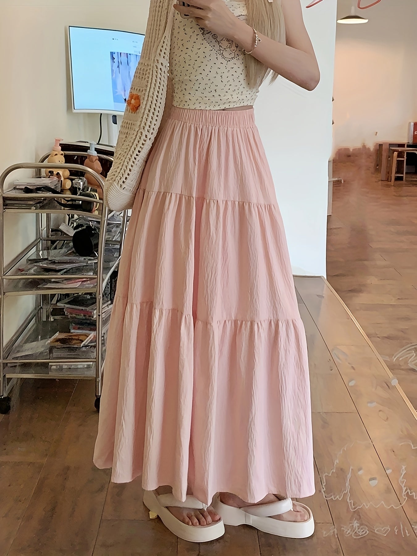 Modern Women’s Skirt for Fresh Wardrobe Looks