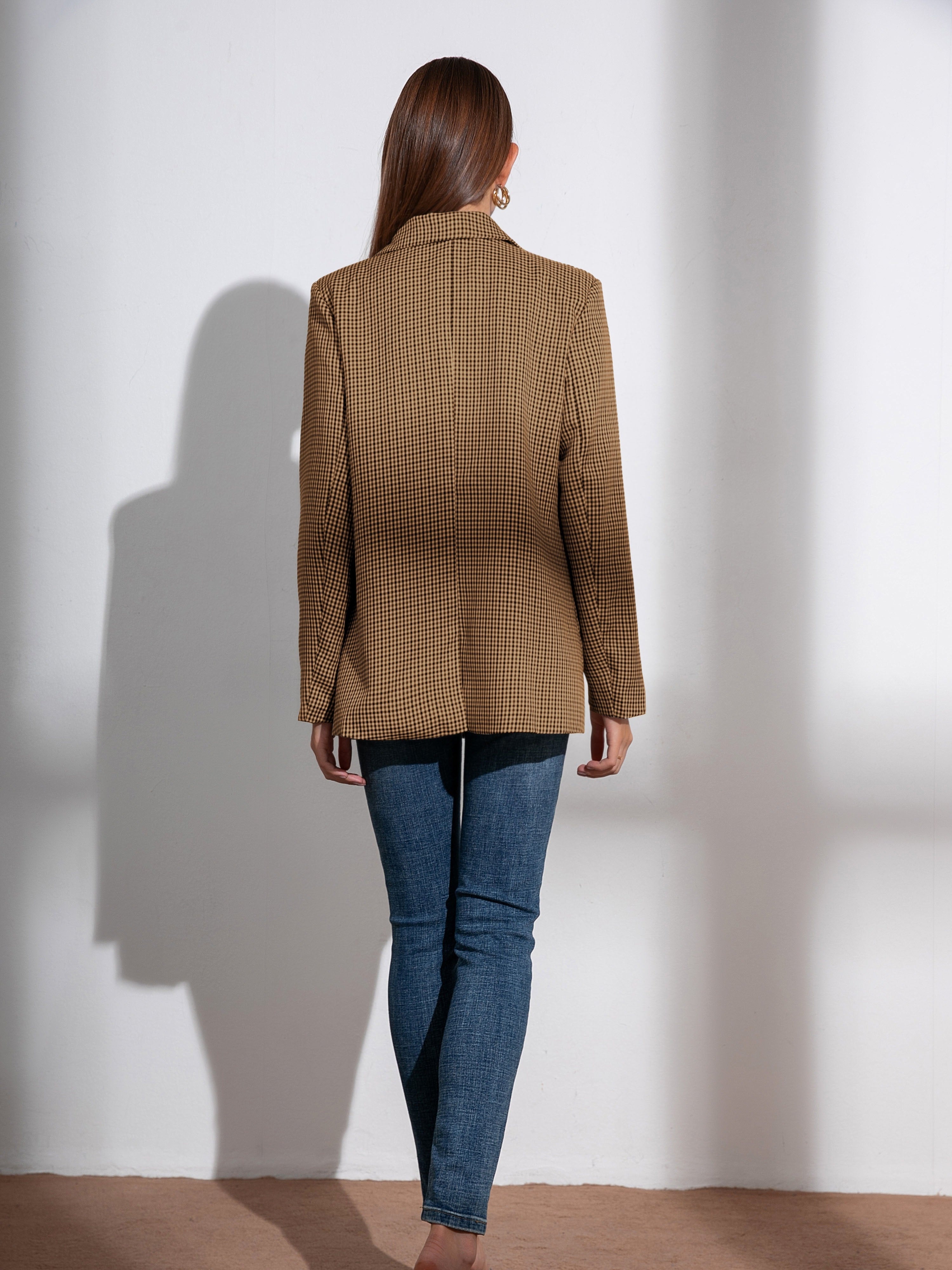 Boutique Double-Breasted Blazer for Easy Styling with Long Sleeves