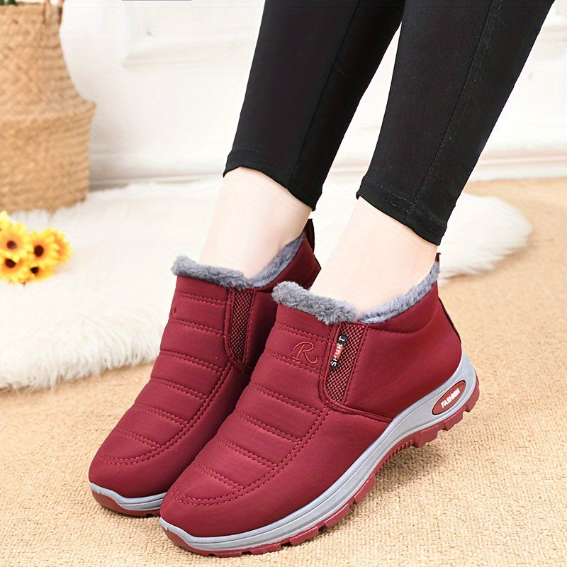 Women’s Boots with a Refined Everyday Fit with Cool-Weather Wear