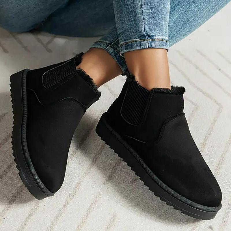 Women’s Boots for Polished Boutique Outfits