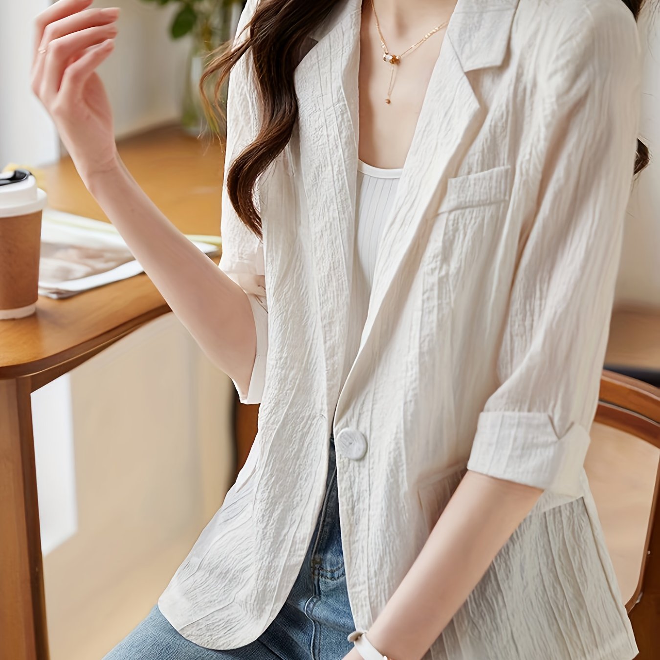 Boutique Tailored Blazer for Easy Styling