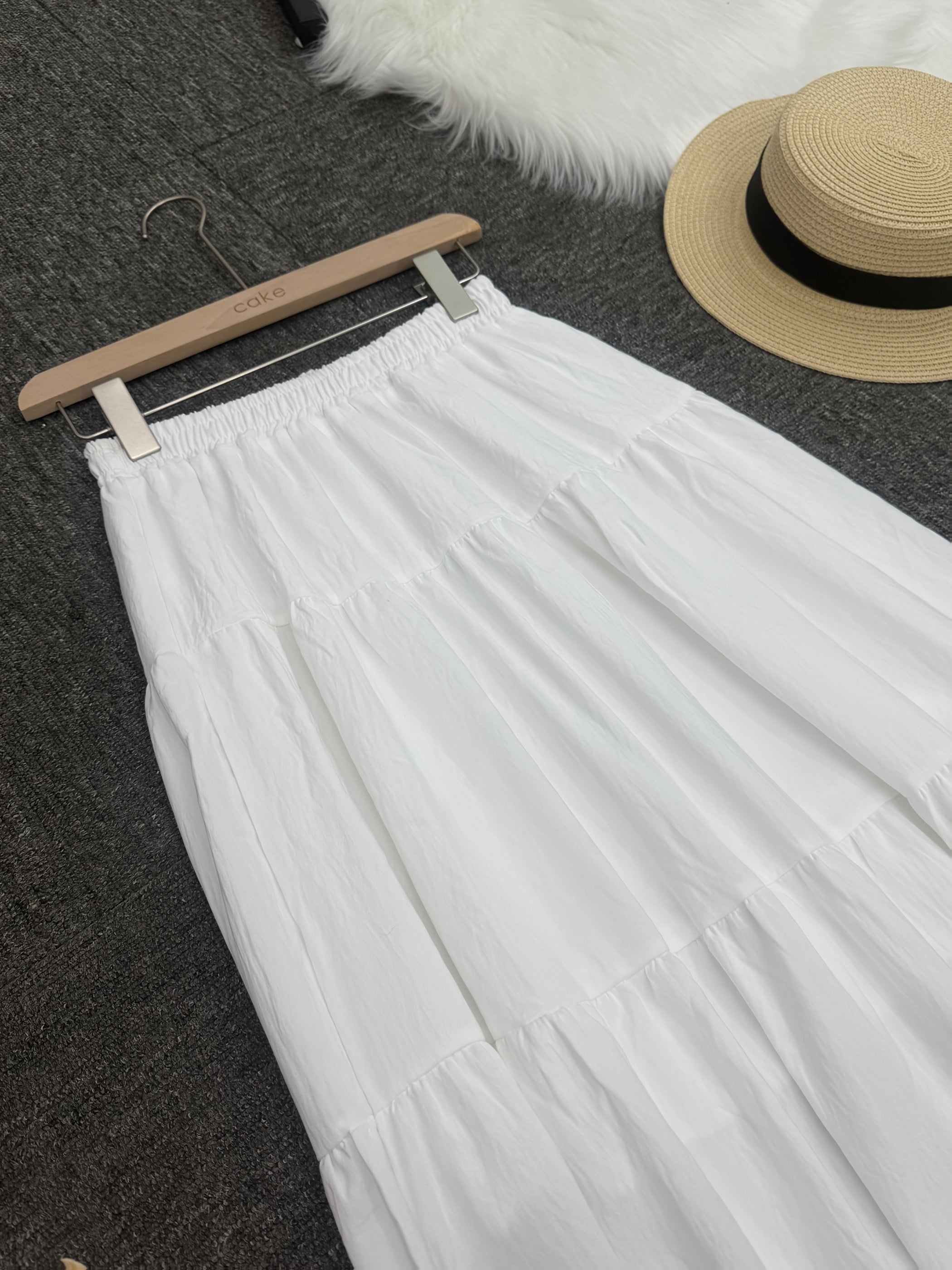Women’s Skirt with a Refined Everyday Fit with Easy Styling