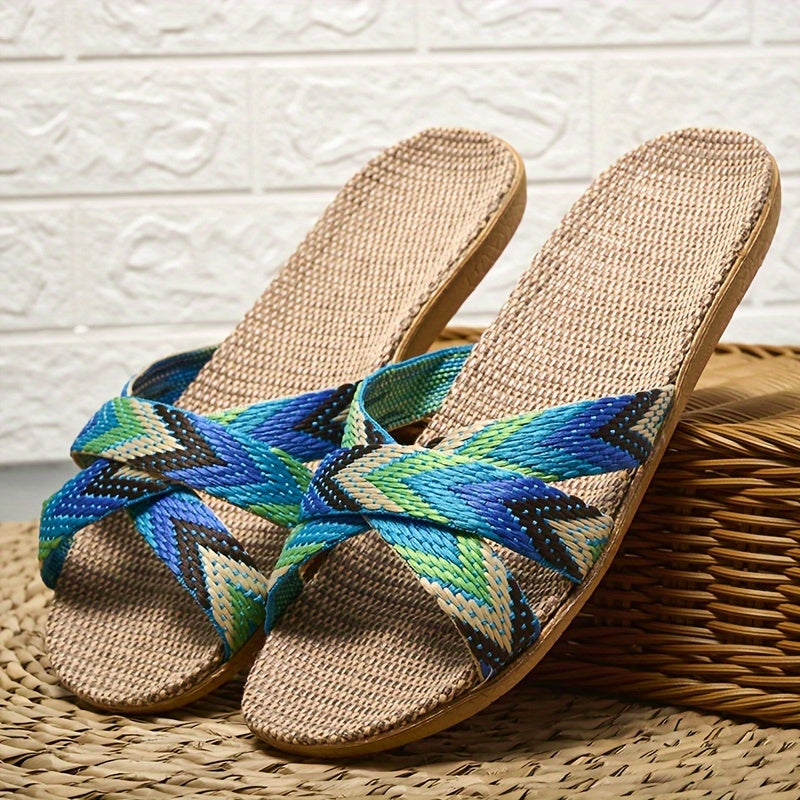 Comfort Slide Slippers for Polished Boutique Outfits with Striped Pattern