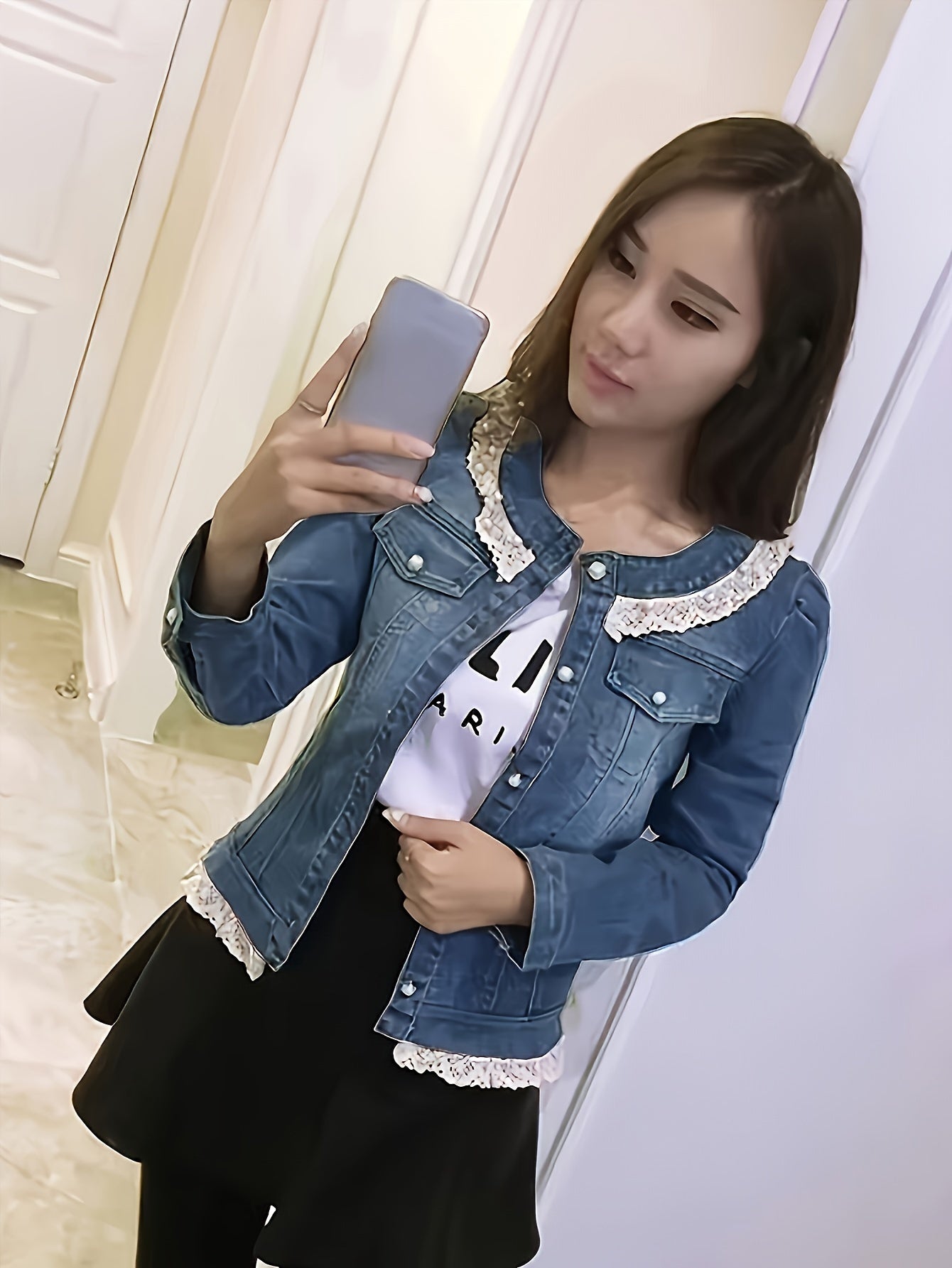 Modern Lightweight Jacket for Fresh Wardrobe Looks with Denim Look