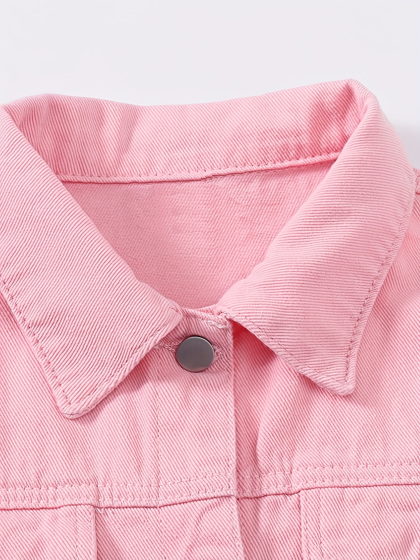 Modern Lightweight Jacket for Fresh Wardrobe Looks with Denim Look