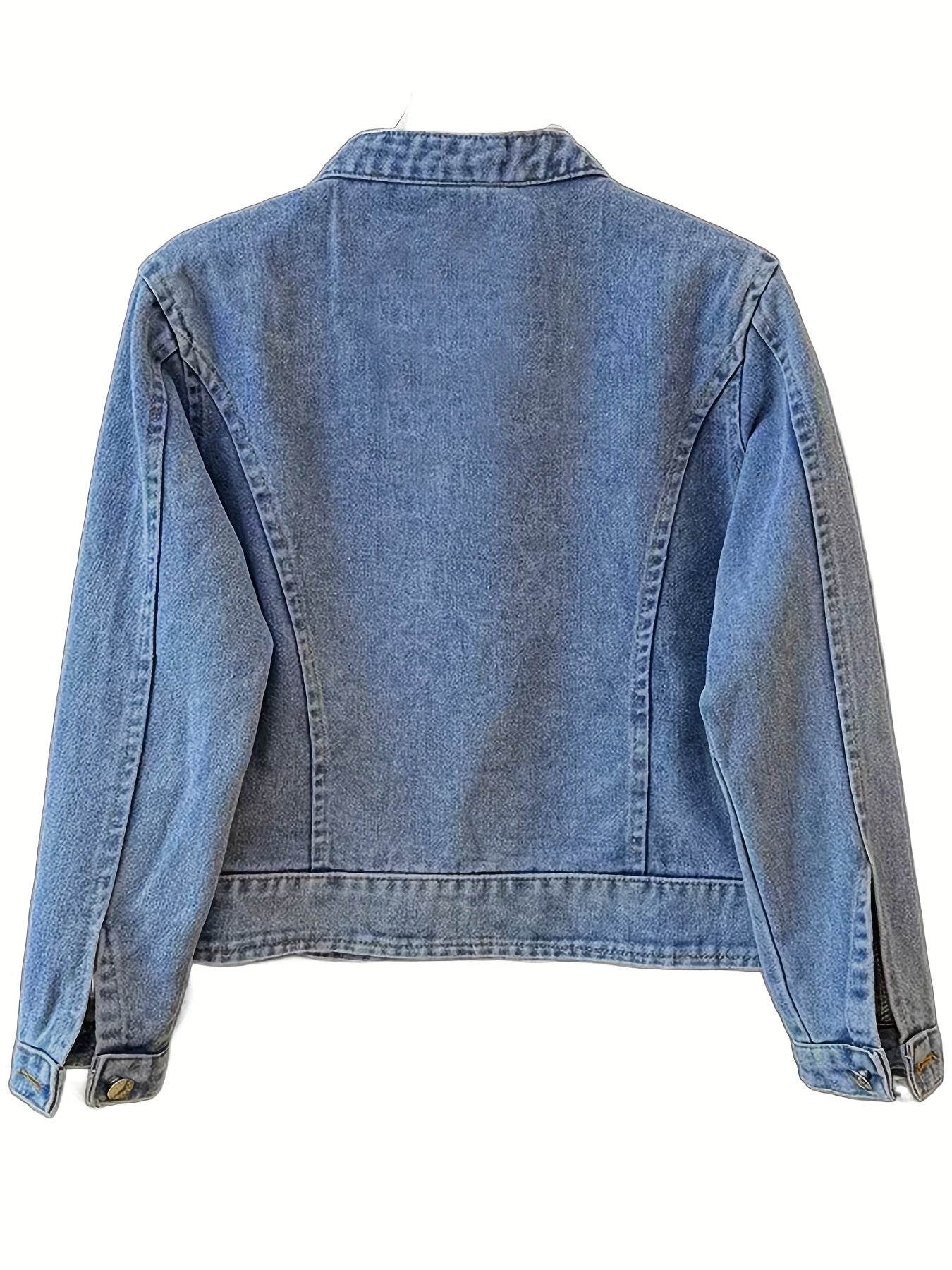 Boutique Lightweight Jacket for Easy Styling with Denim Look