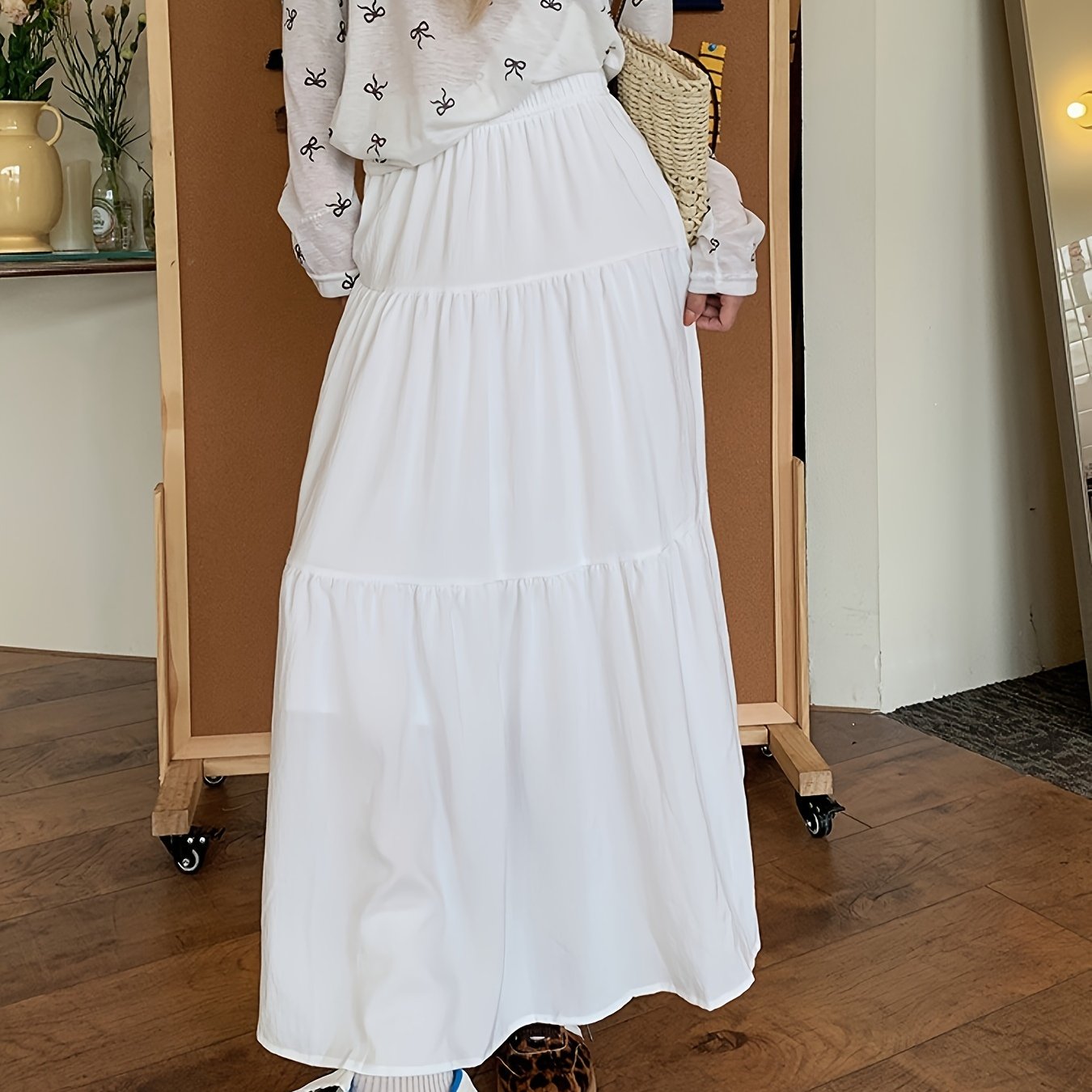 Modern Women’s Skirt for Fresh Wardrobe Looks