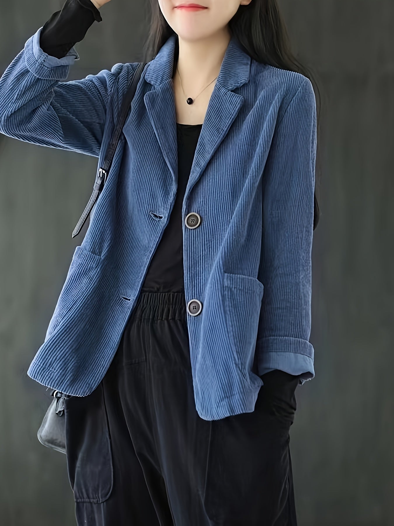 Boutique Tailored Blazer for Easy Styling with Long Sleeves