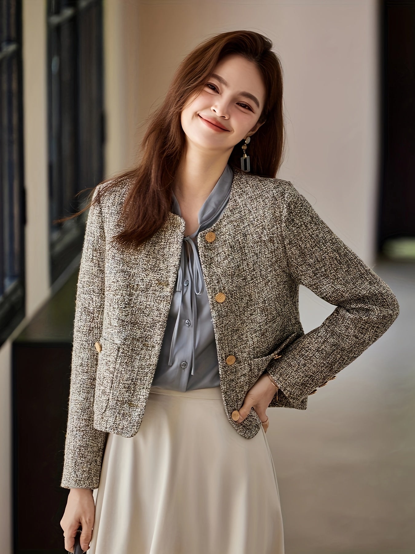 Modern Tailored Blazer for Fresh Wardrobe Looks with Long Sleeves