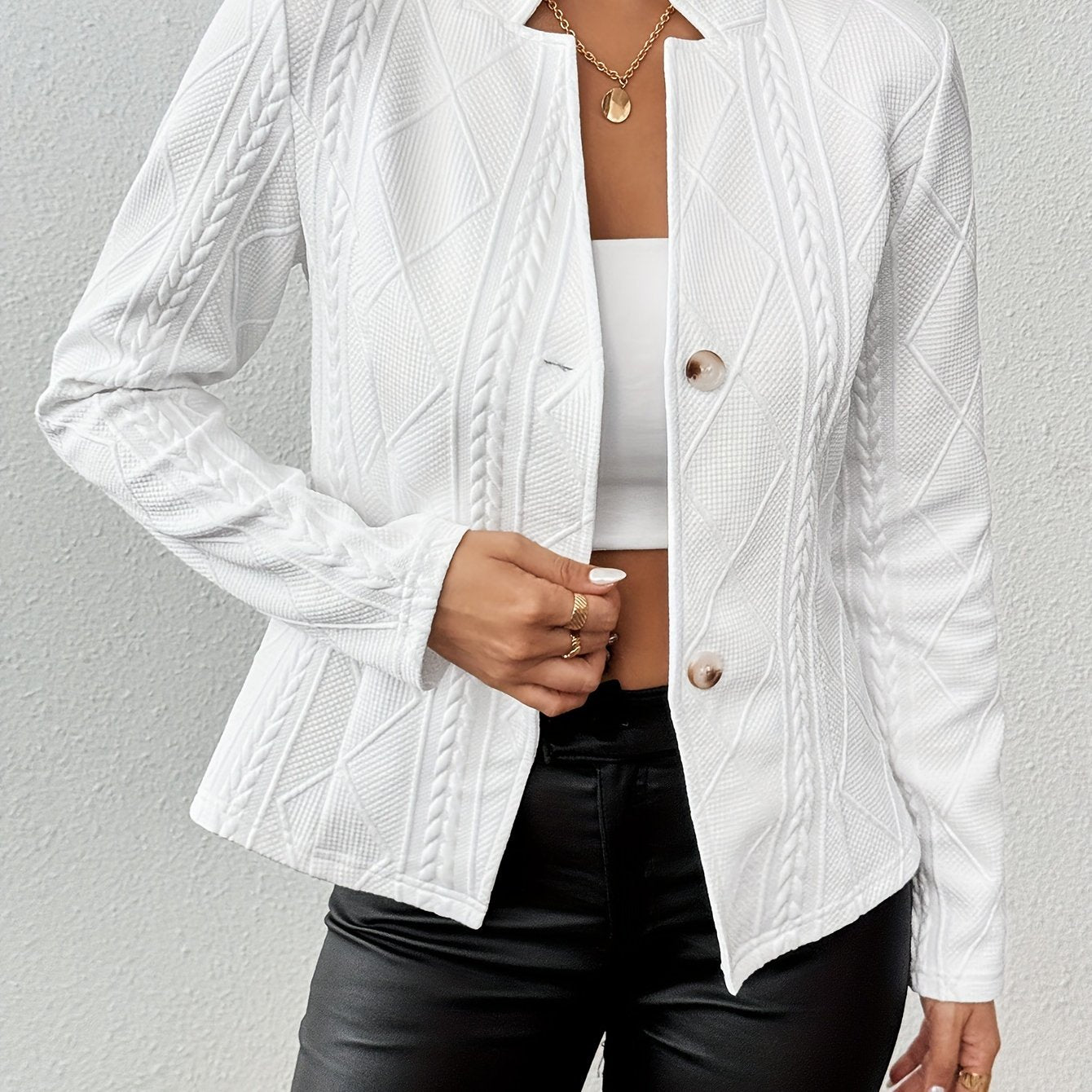 Tailored Blazer for Polished Boutique Outfits with Long Sleeves