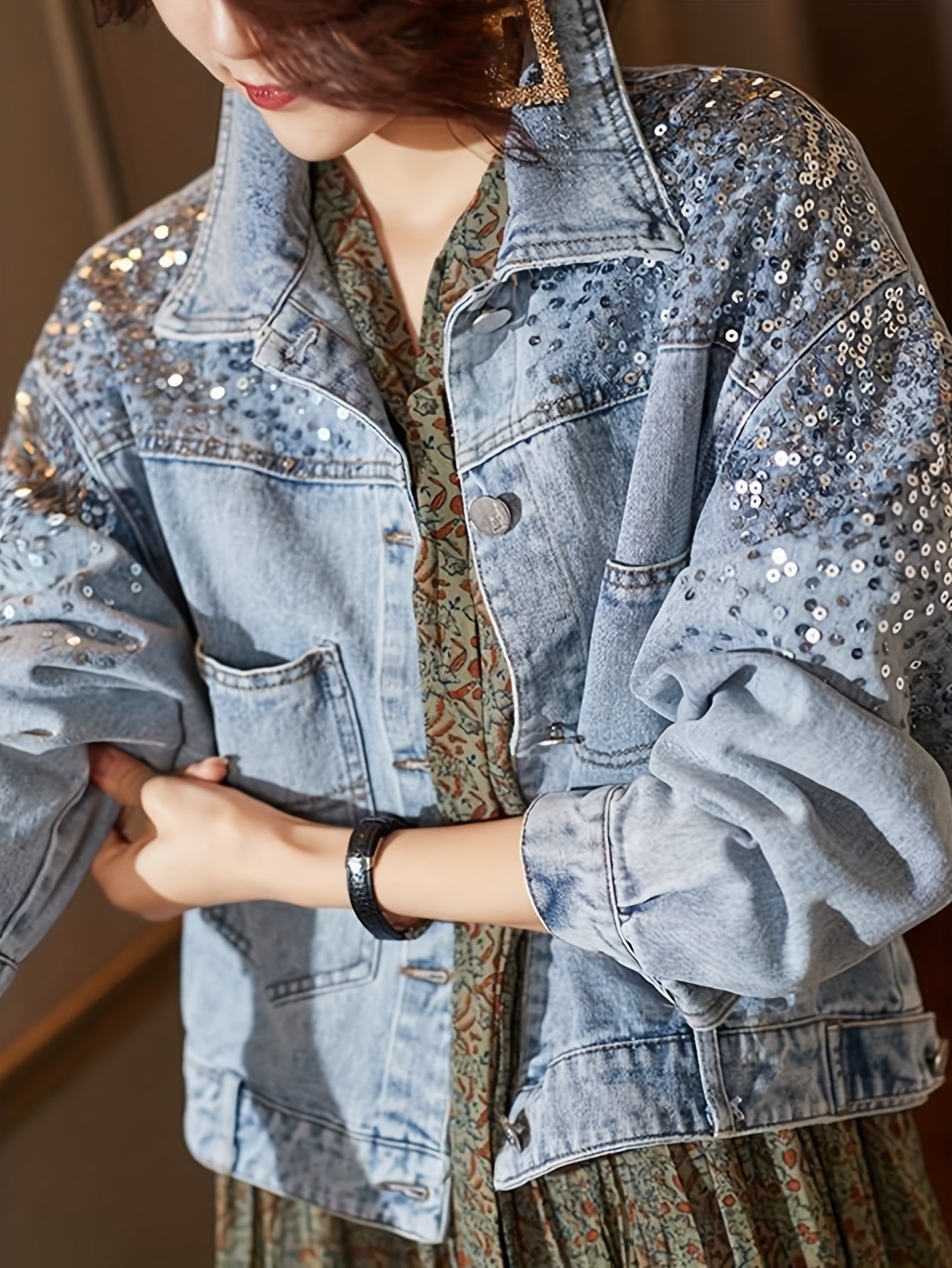 Lightweight Jacket with a Refined Everyday Fit with Denim Look