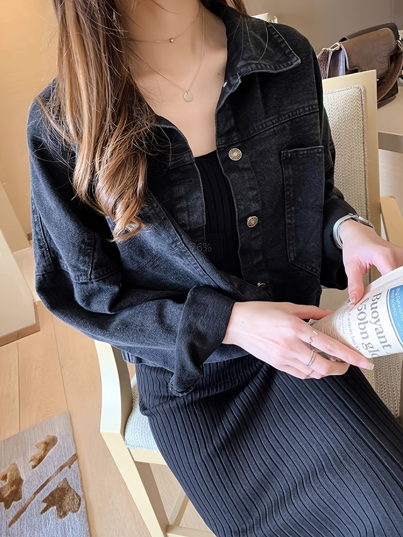 Modern Lightweight Jacket for Fresh Wardrobe Looks with Denim Look