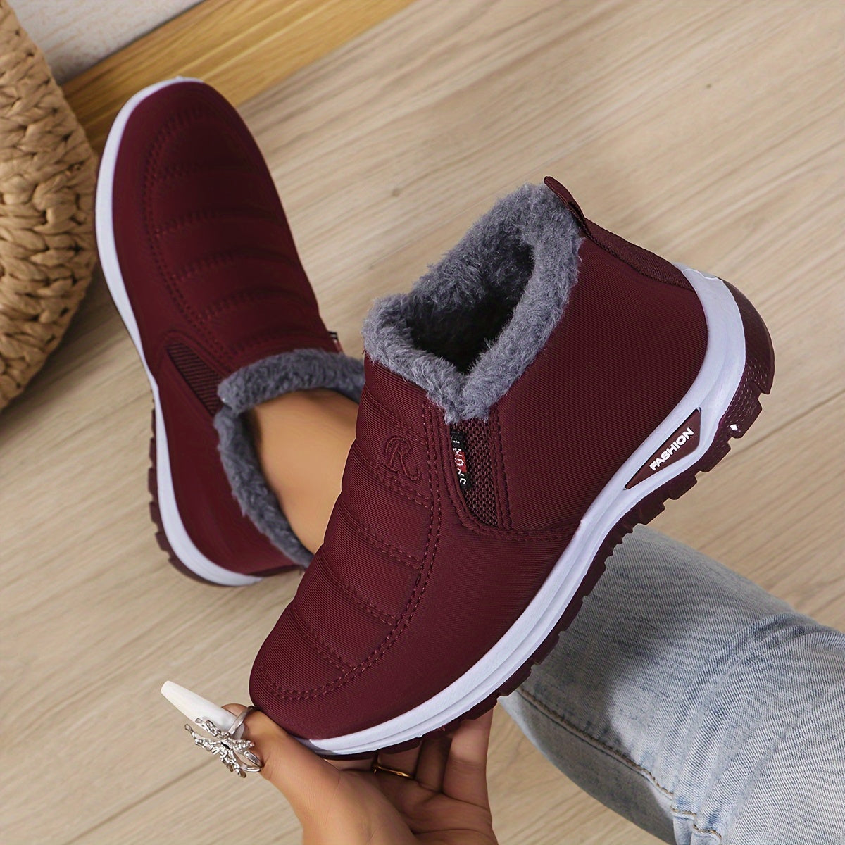 Women’s Boots with a Refined Everyday Fit with Cool-Weather Wear
