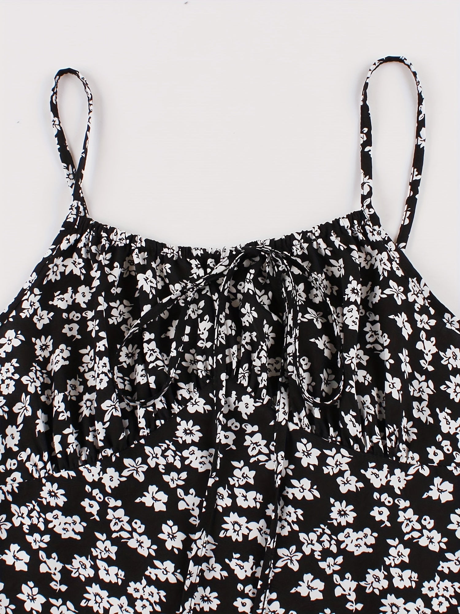 Modern Floral Midi Dress for Fresh Wardrobe Looks with Floral Print