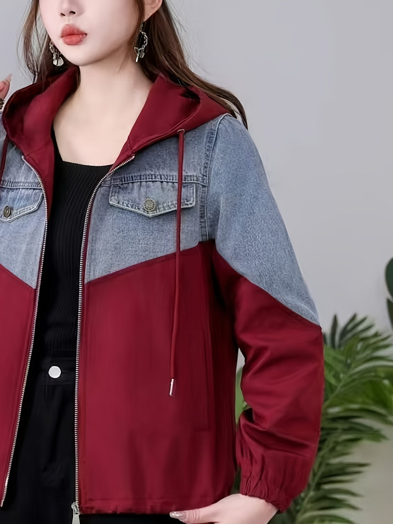 Hooded Jacket with a Refined Everyday Fit with Hooded Design
