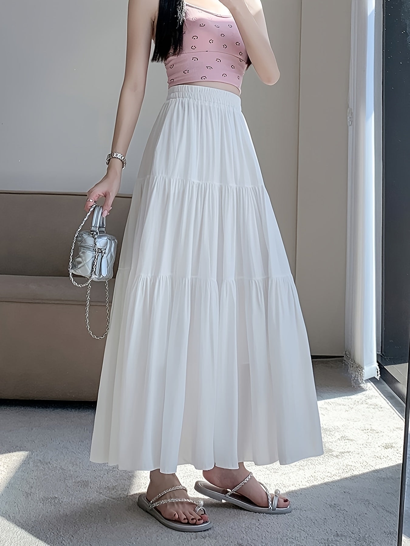 Modern Women’s Skirt for Fresh Wardrobe Looks with Warm-Weather Wear