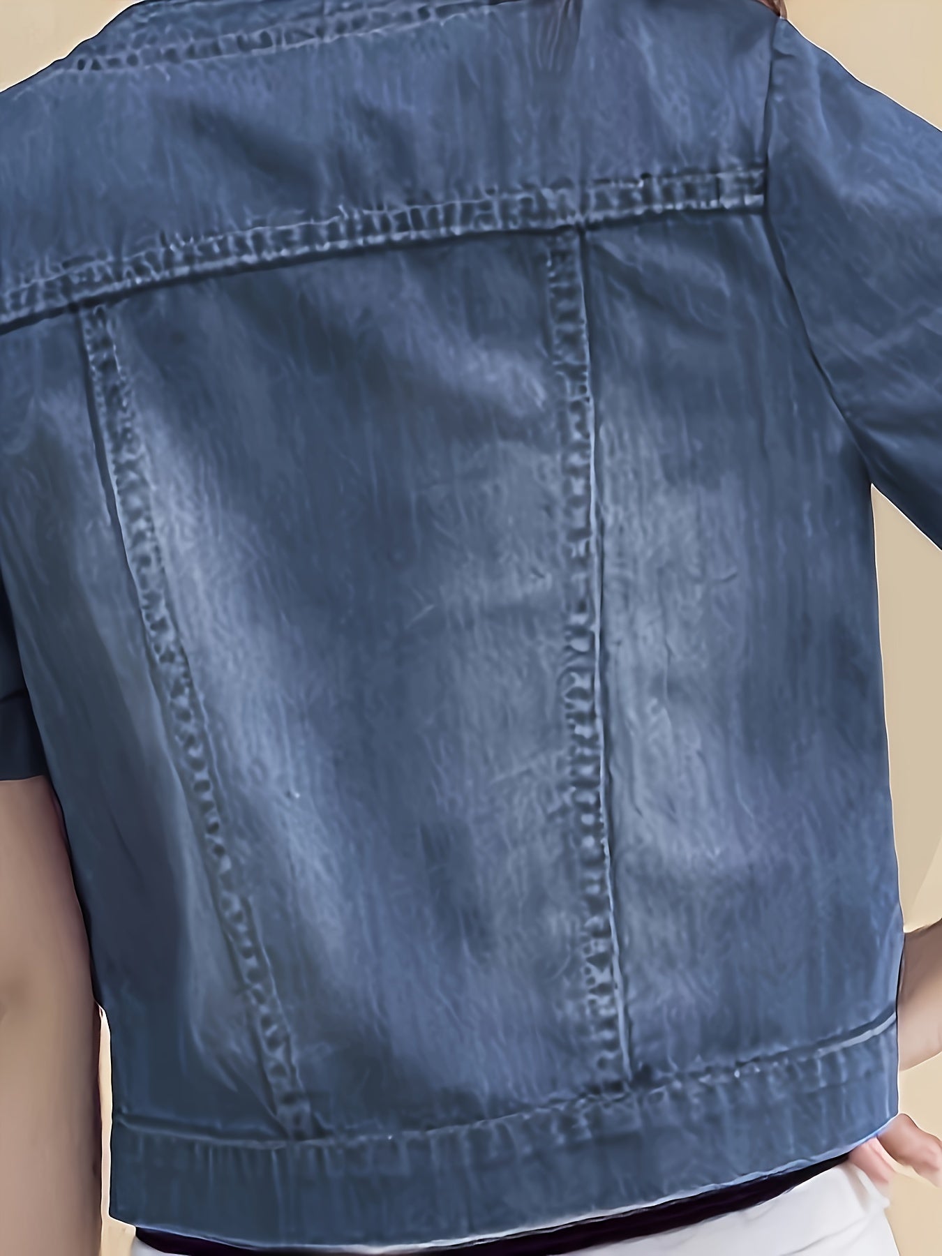 Cropped Denim Jacket with a Refined Everyday Fit with Denim Look