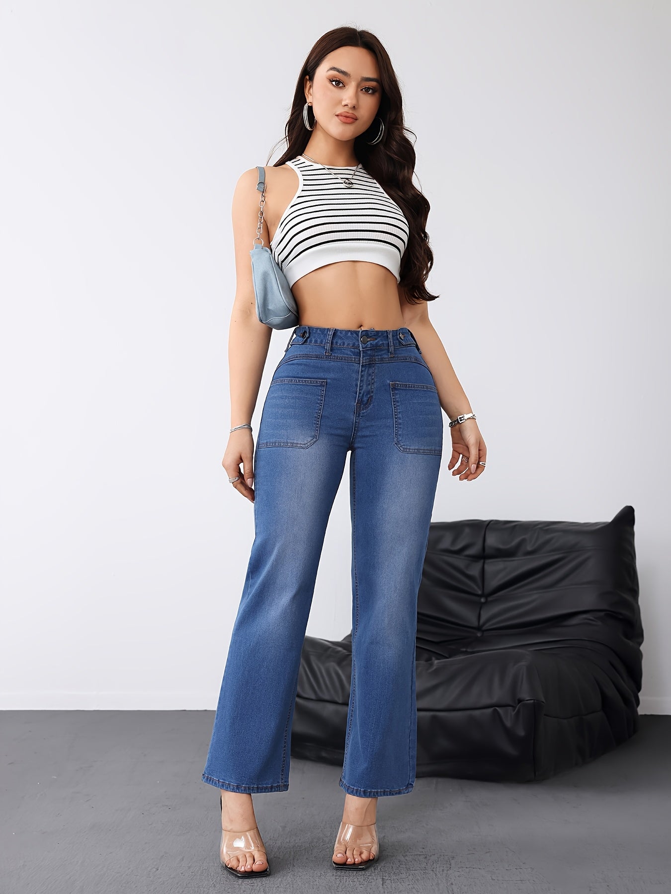 Modern High-Waist Jeans for Fresh Wardrobe Looks with Denim Look