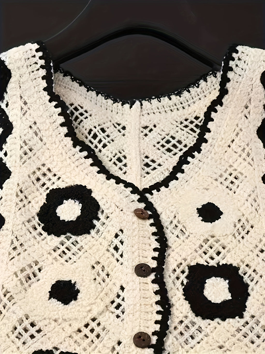 Sleeveless Vest Top for Polished Boutique Outfits with V-Neckline