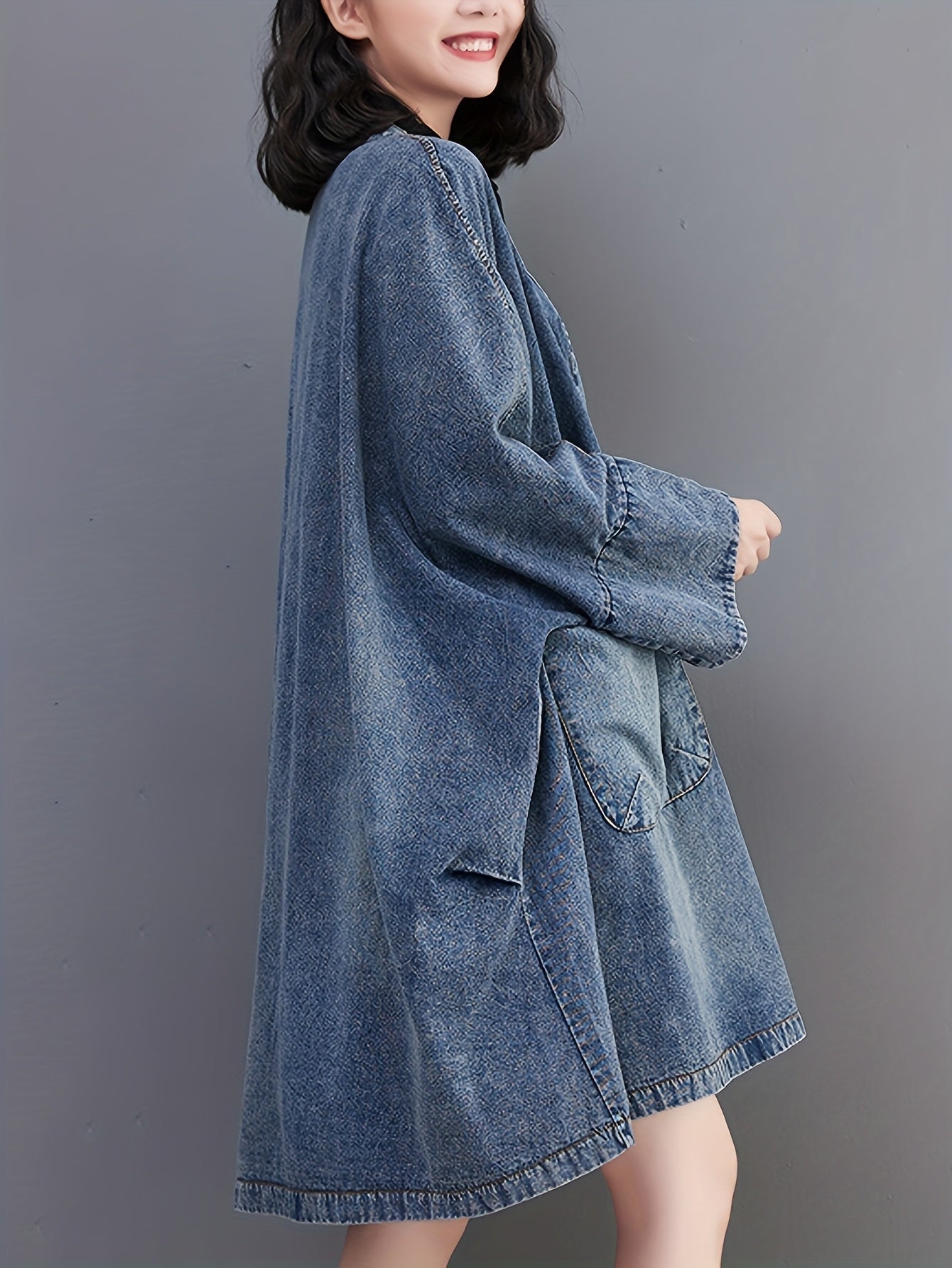 Lightweight Jacket for Polished Boutique Outfits with Denim Look