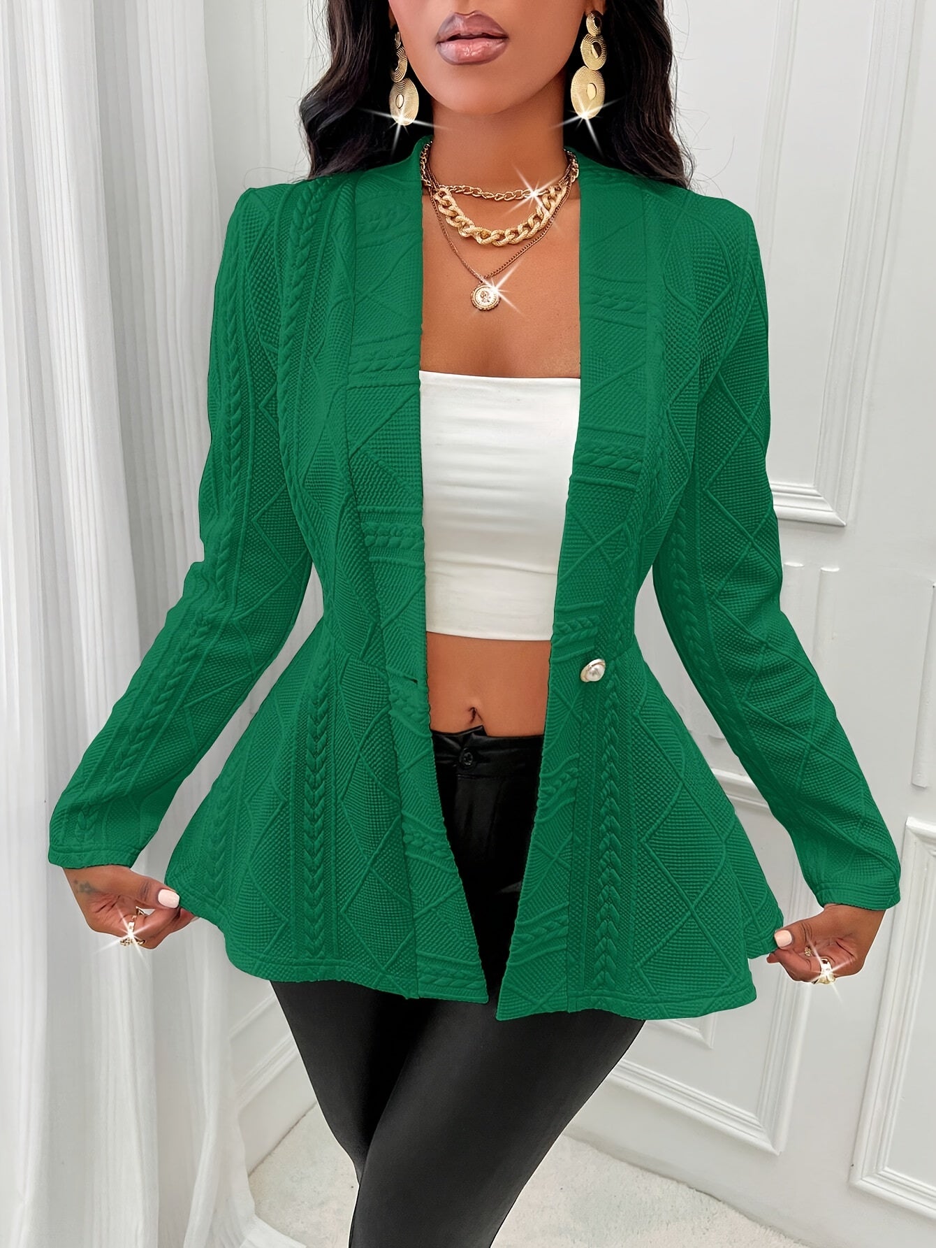 Tailored Blazer with a Refined Everyday Fit with Long Sleeves