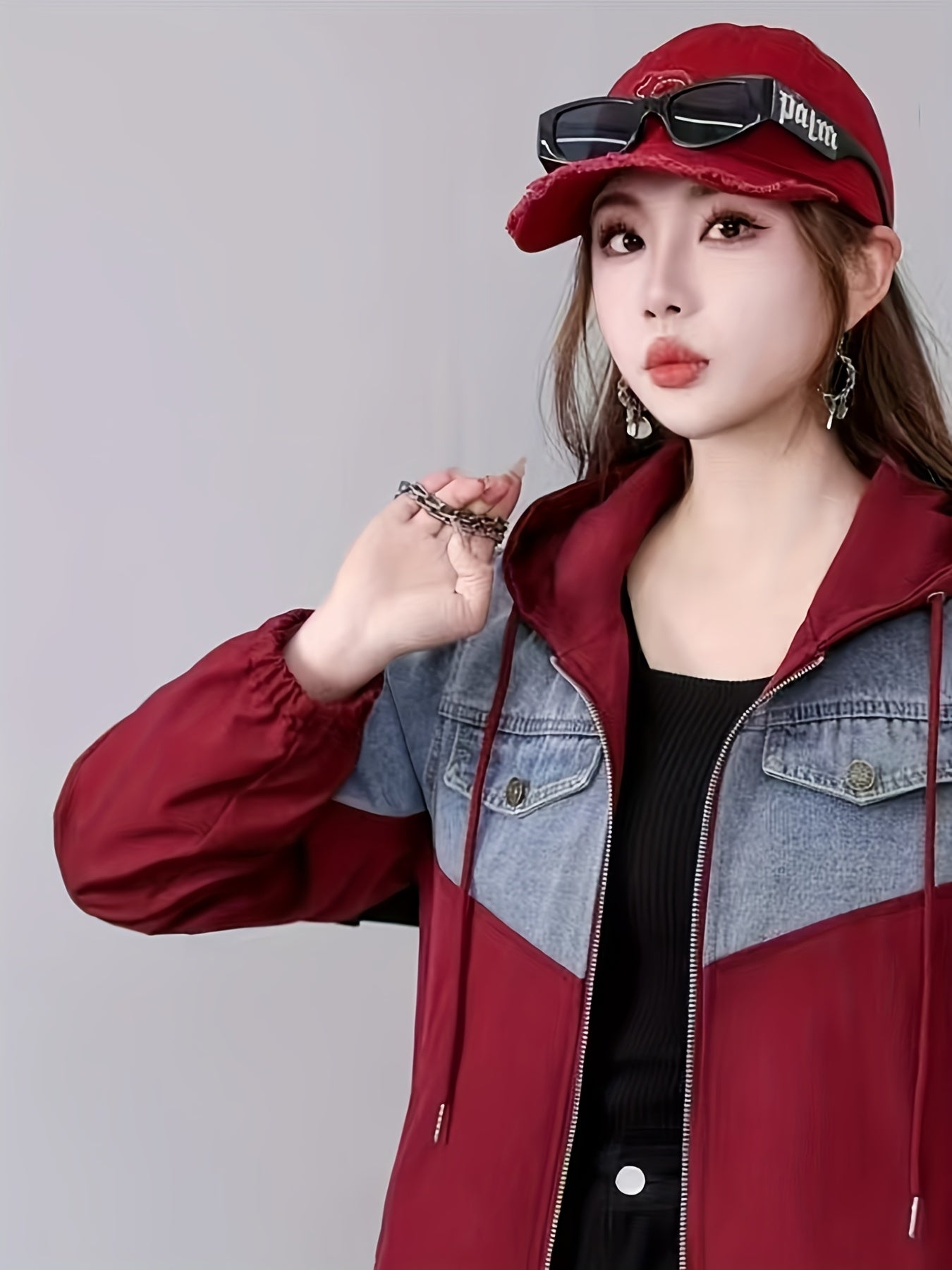 Hooded Jacket with a Refined Everyday Fit with Hooded Design