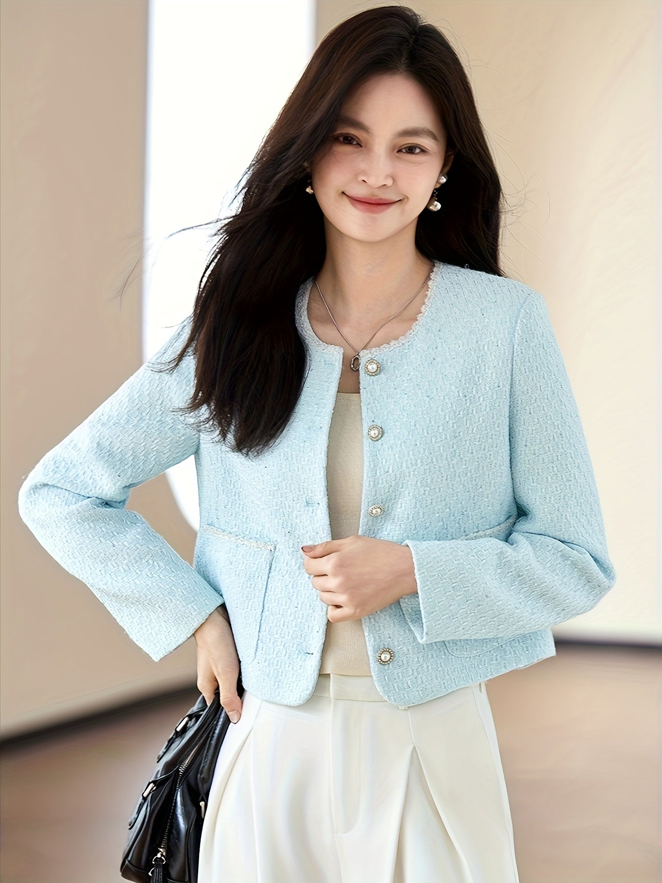 Boutique Tailored Blazer for Easy Styling with Long Sleeves