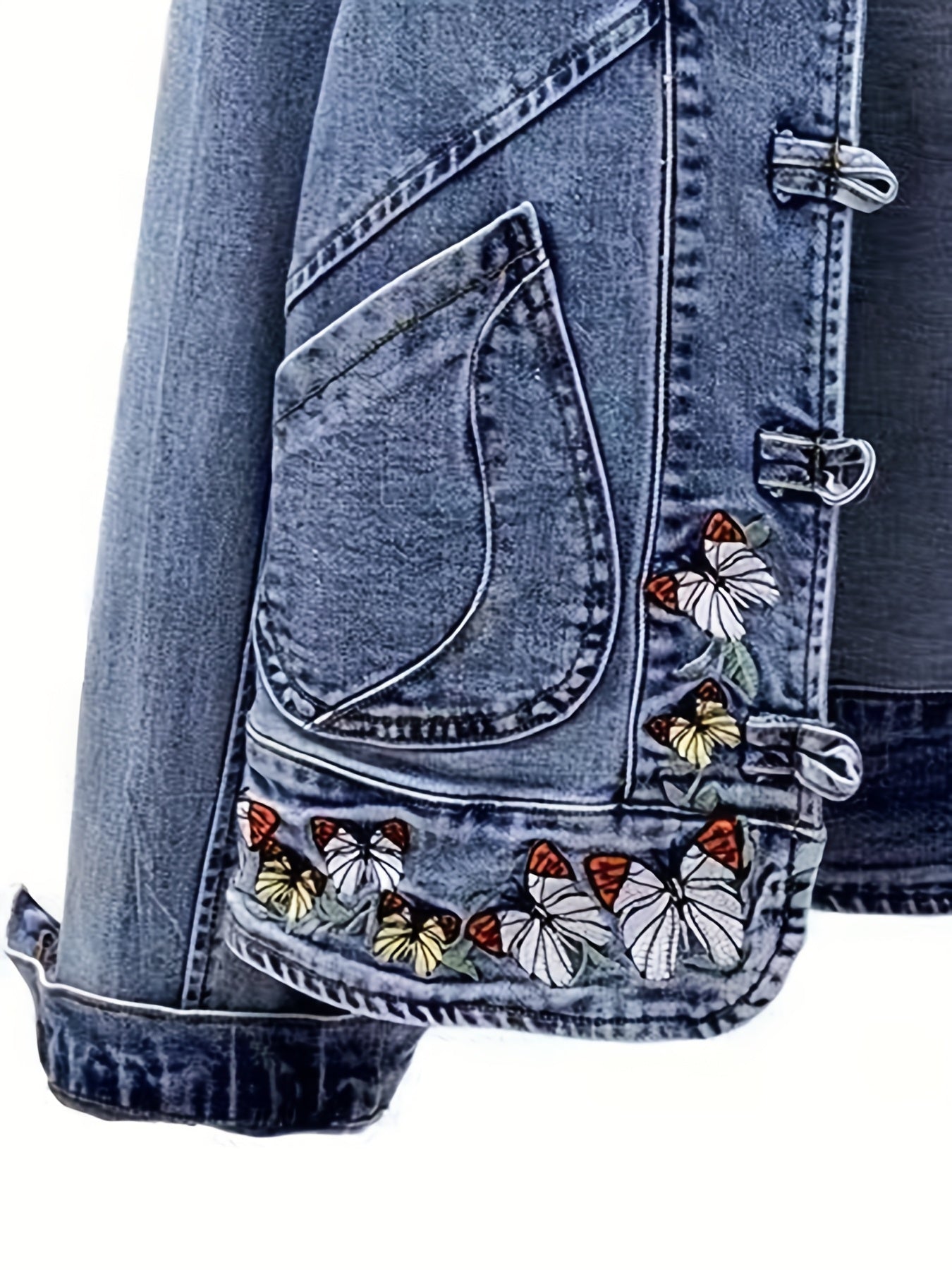 Boutique Lightweight Jacket for Easy Styling with Denim Look
