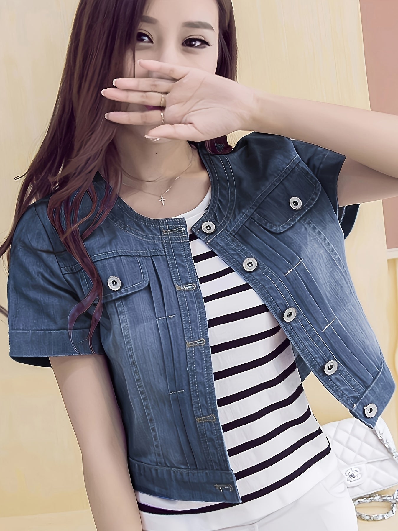 Cropped Denim Jacket with a Refined Everyday Fit with Denim Look