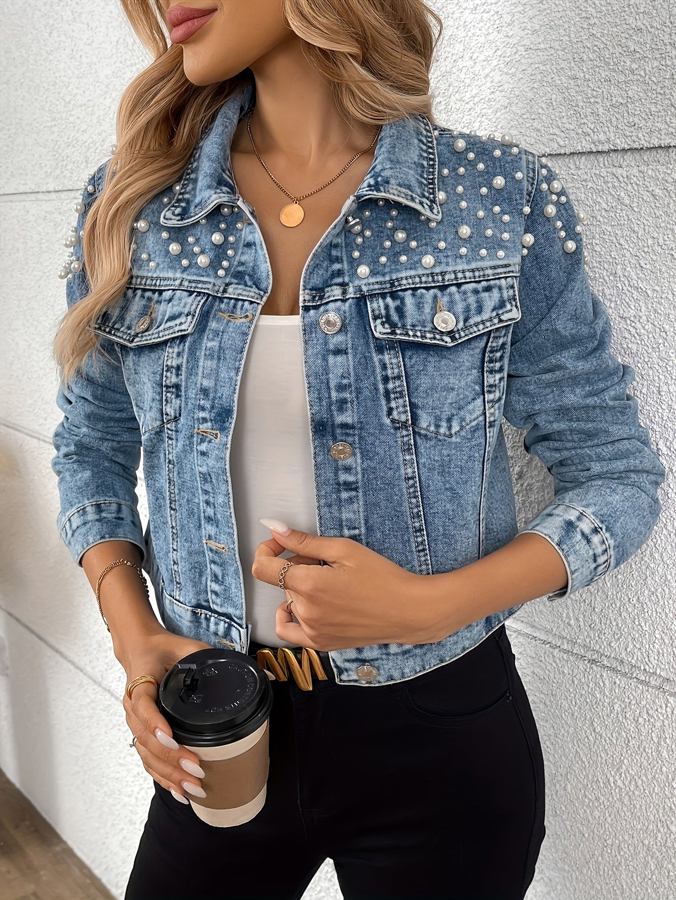 Modern Denim Jacket for Fresh Wardrobe Looks with Denim Look
