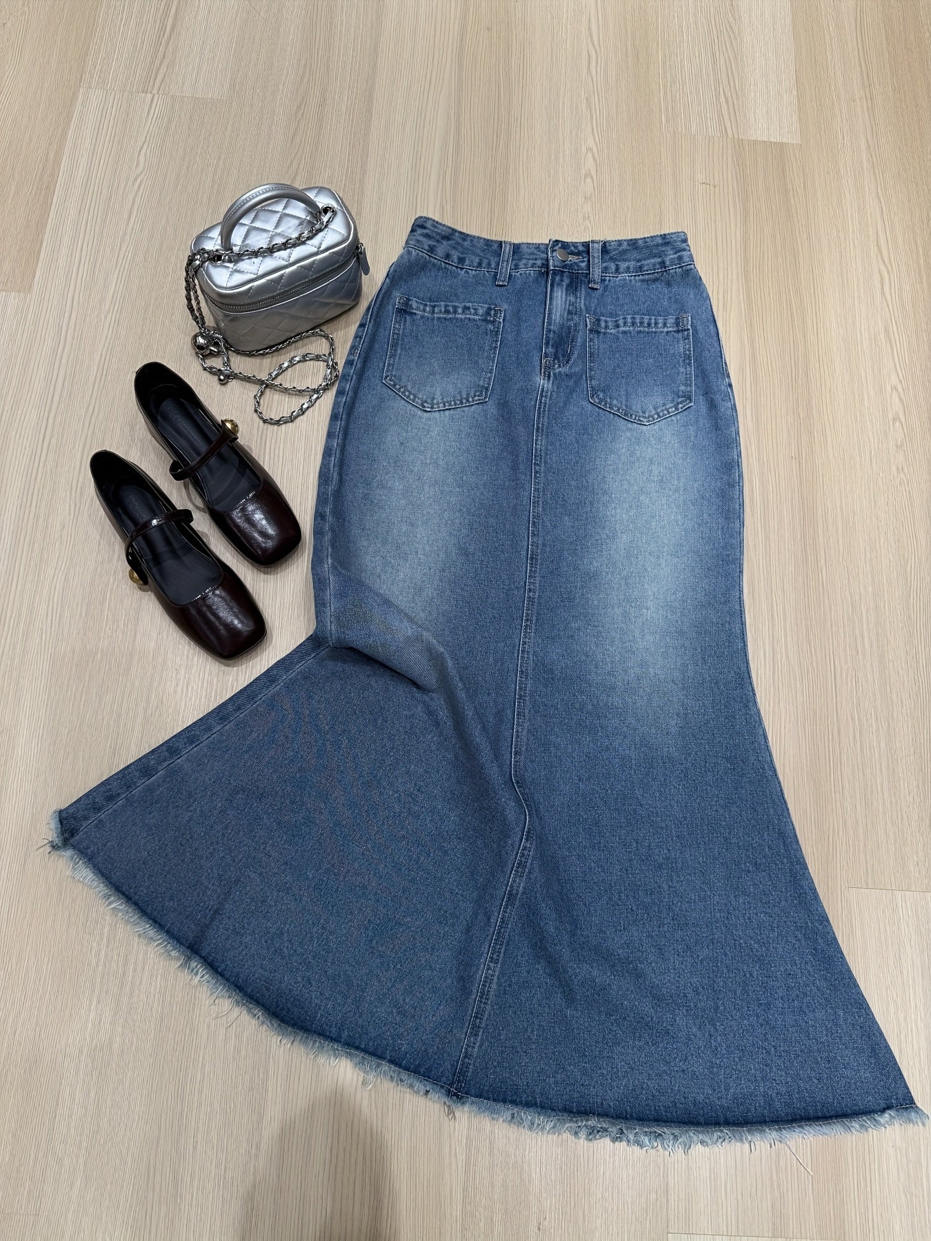 Denim Skirt with a Refined Everyday Fit with Denim Look
