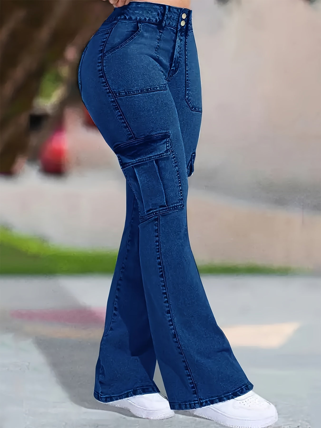 Modern Flare Jeans for Fresh Wardrobe Looks with Denim Look