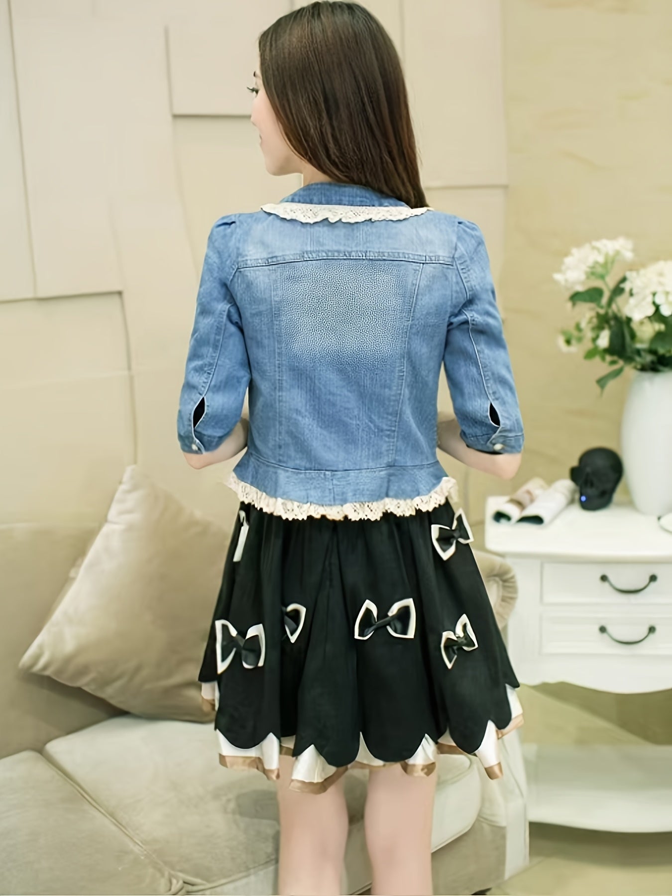 Modern Lightweight Jacket for Fresh Wardrobe Looks with Denim Look