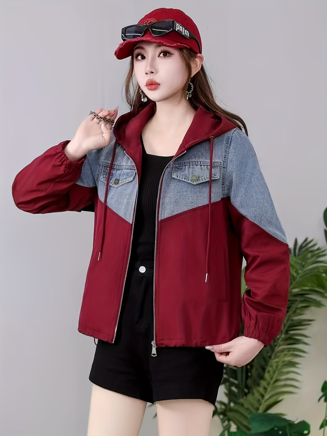 Hooded Jacket with a Refined Everyday Fit with Hooded Design