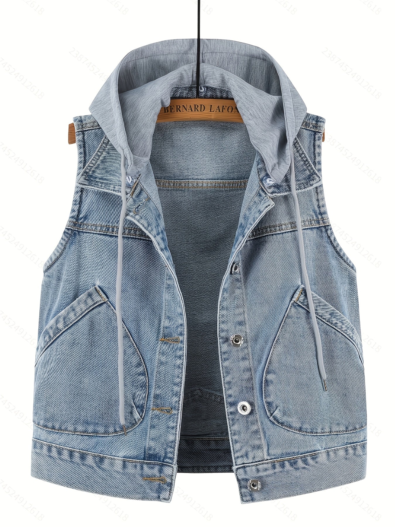 Boutique Hooded Jacket for Easy Styling with Sleeveless Cut