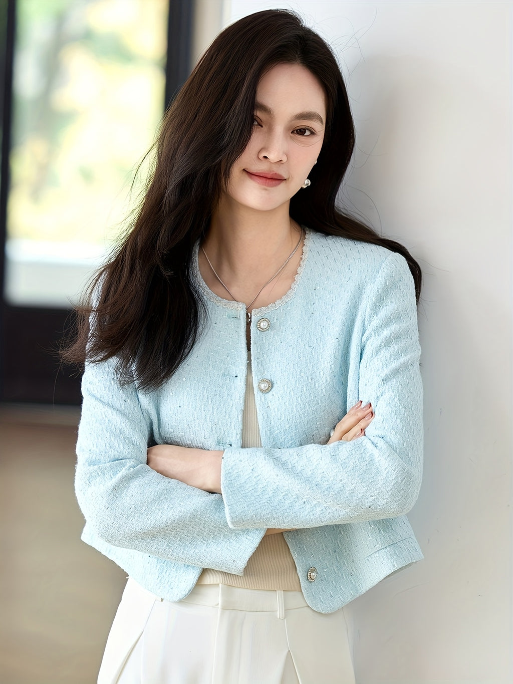 Boutique Tailored Blazer for Easy Styling with Long Sleeves
